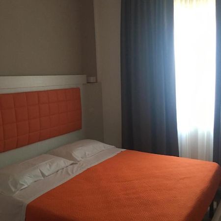 Piccolo Hotel Lamezia SantʼEufemia Lamezia Exteriér fotografie