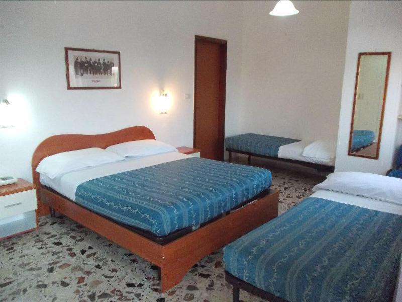Piccolo Hotel Lamezia SantʼEufemia Lamezia Exteriér fotografie