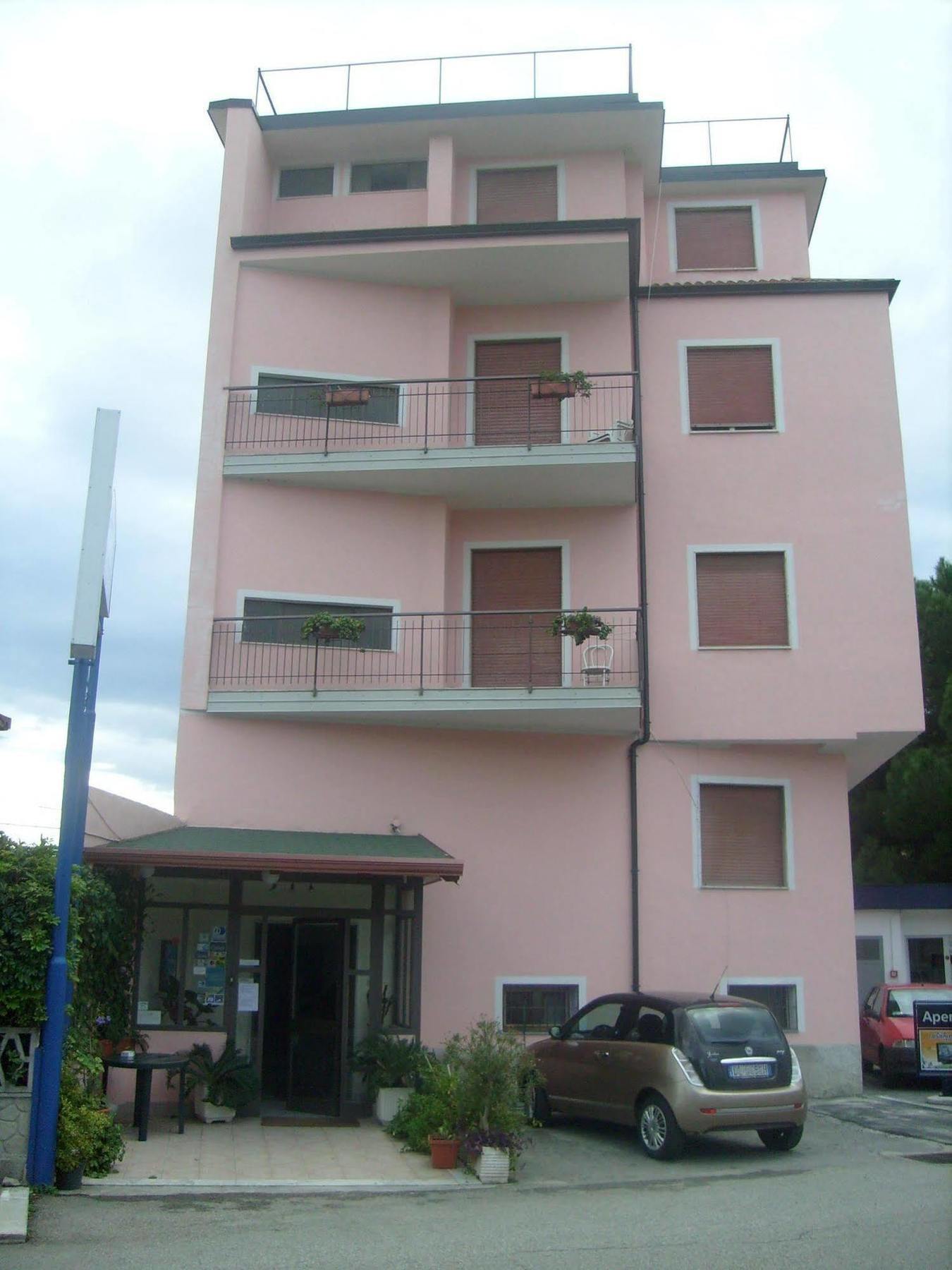 Piccolo Hotel Lamezia SantʼEufemia Lamezia Exteriér fotografie