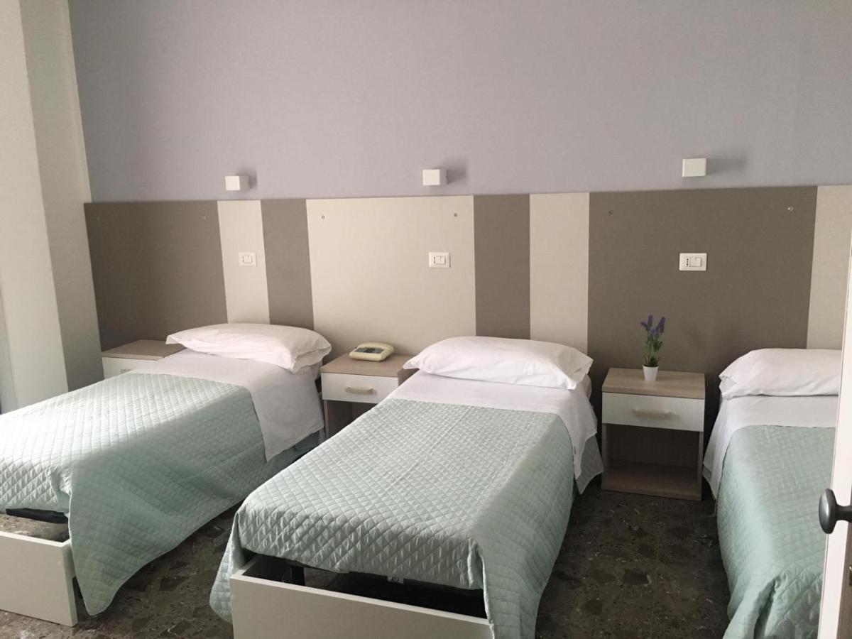 Piccolo Hotel Lamezia SantʼEufemia Lamezia Exteriér fotografie