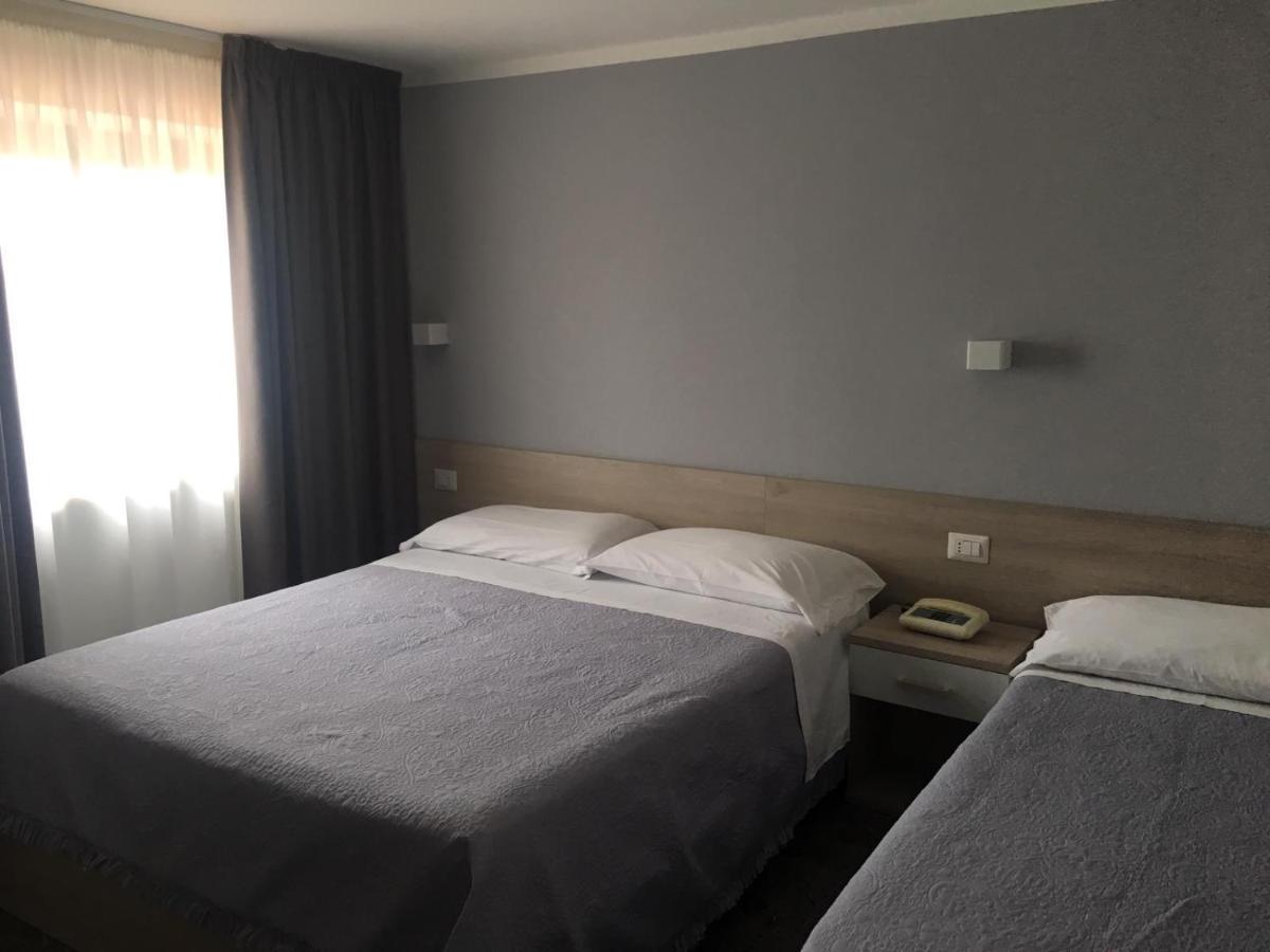 Piccolo Hotel Lamezia SantʼEufemia Lamezia Exteriér fotografie